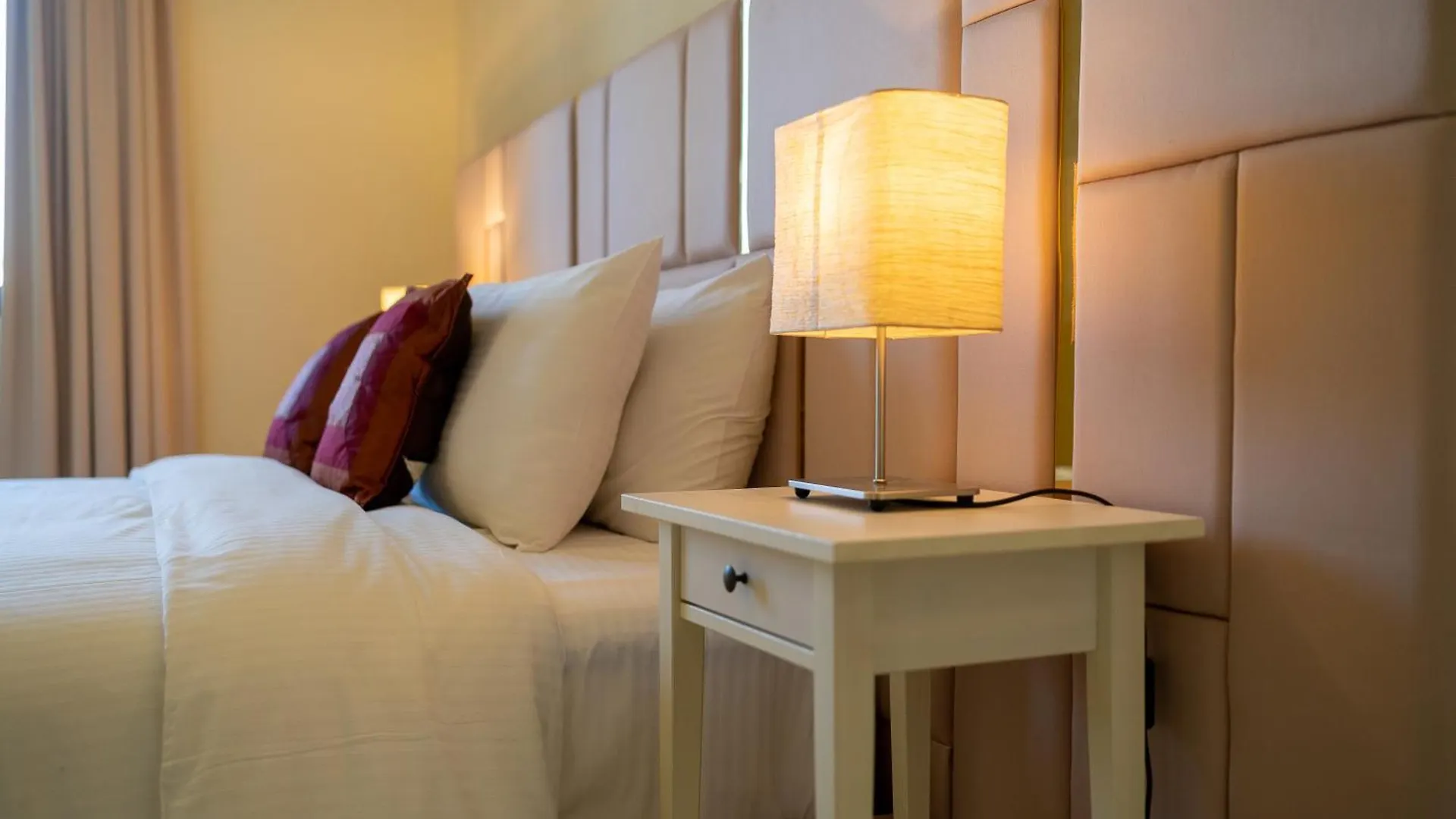 Bellavista Oldtown 2 Bedroom Apartment With Burj Khalifa View Walking Distance Dubai Mall